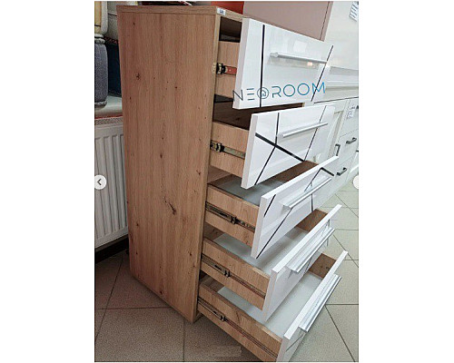 Тони Комод 60