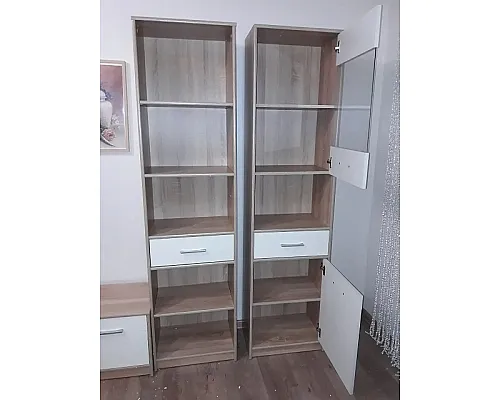 Типс Пенал-витрина 1Д1В1Ш